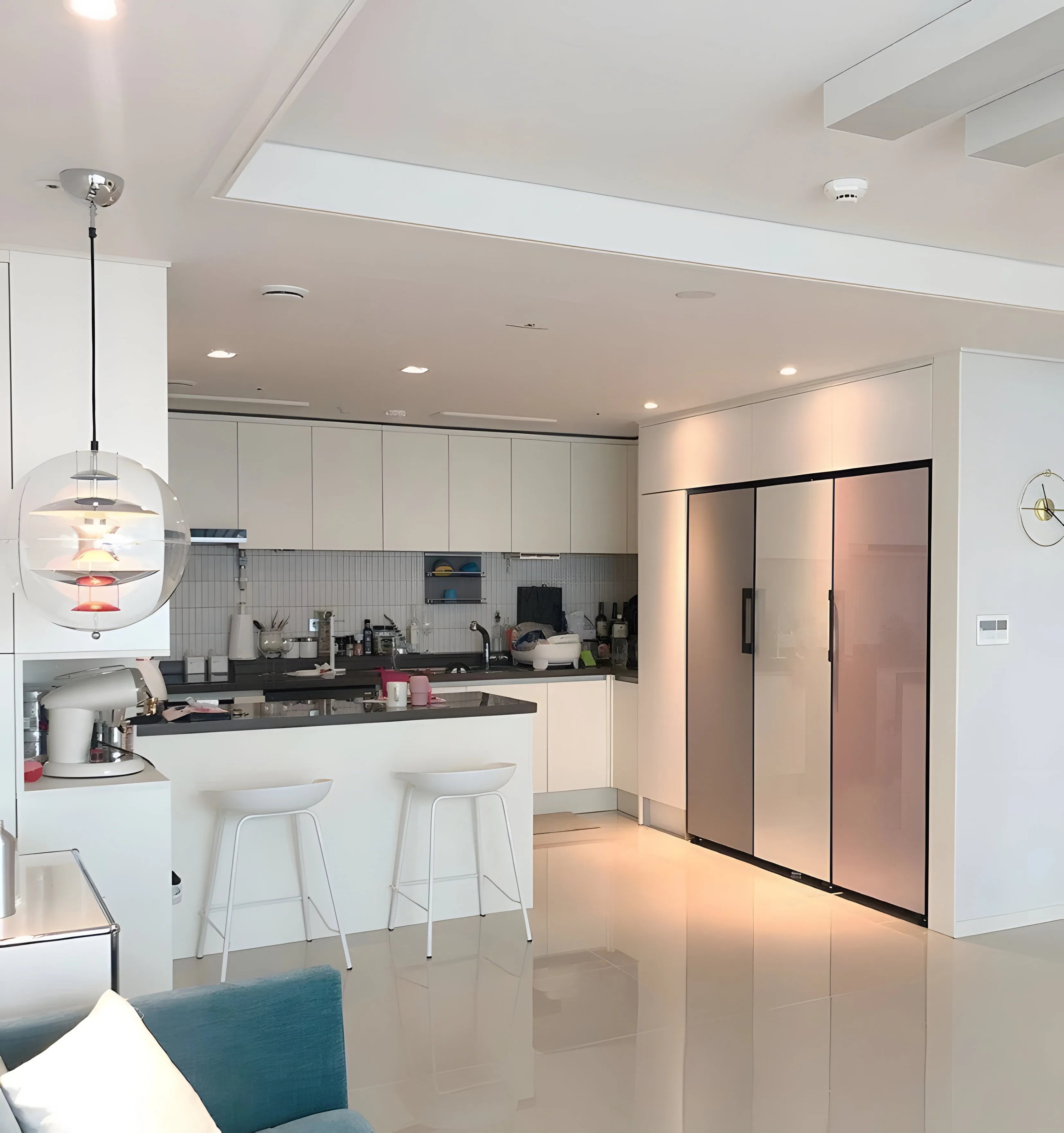 Round Sphere Pendant Lamp - NexioPick