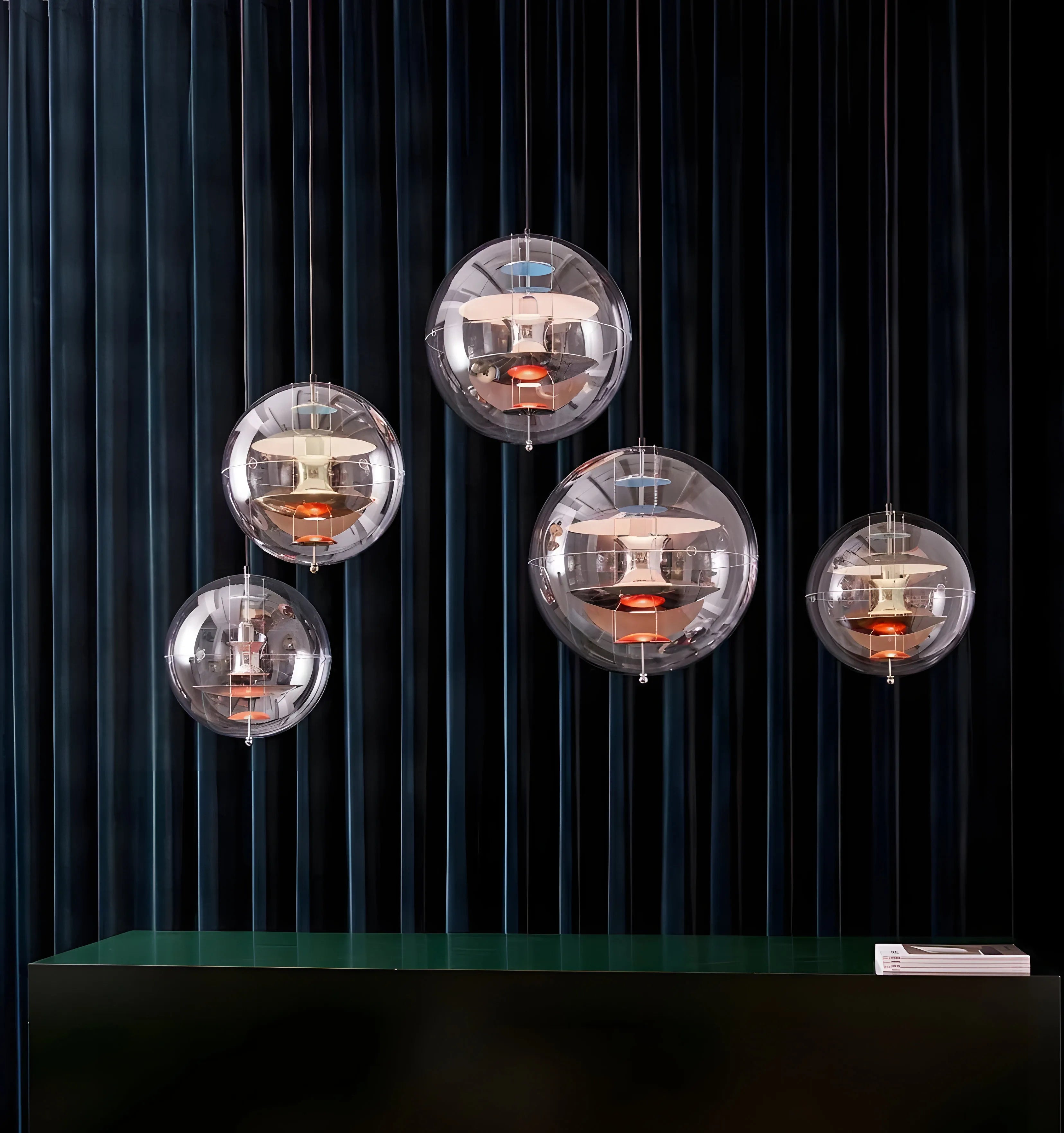 Round Sphere Pendant Lamp - NexioPick