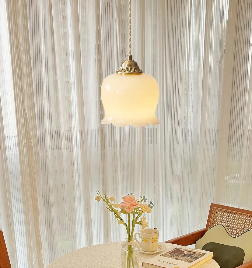 Valley Flower Pendant Lamp - NexioPick