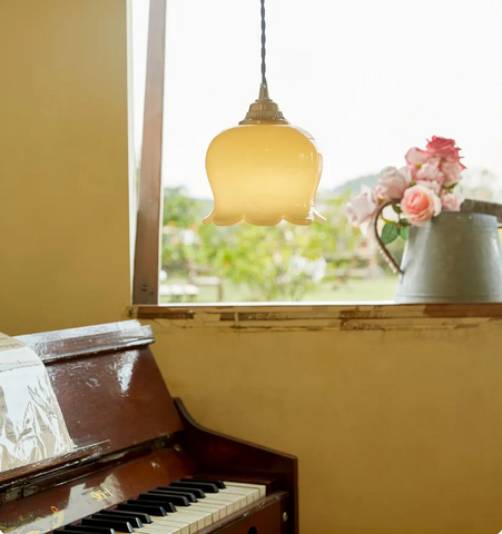 Valley Flower Pendant Lamp - NexioPick