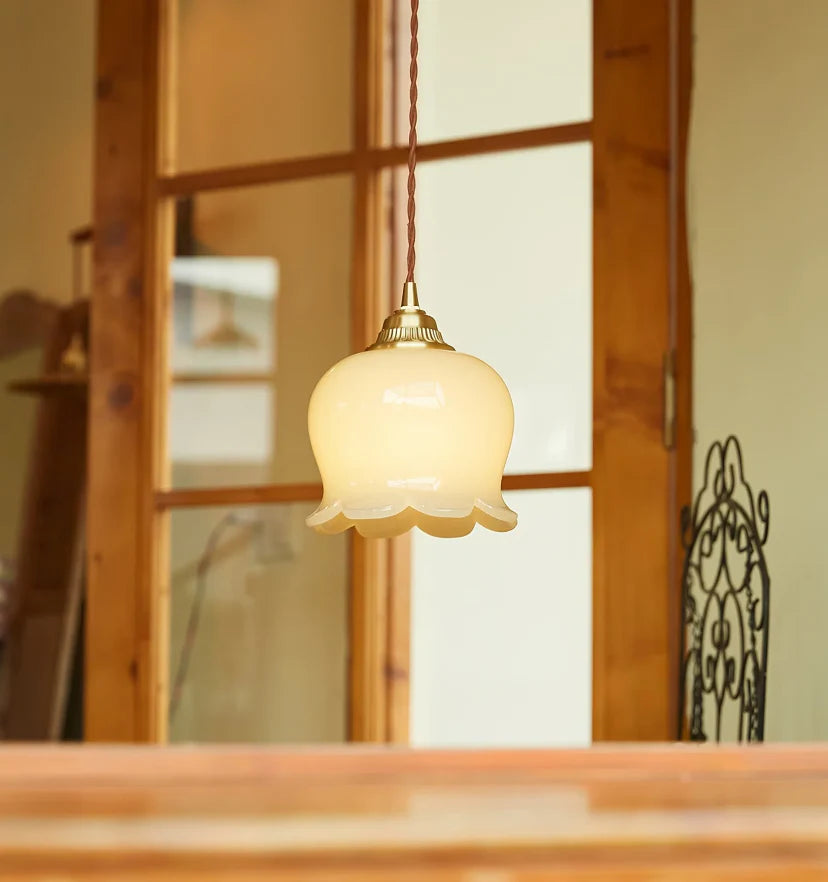 Valley Flower Pendant Lamp - NexioPick