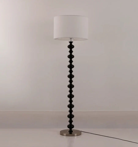 Vera Floor Lamp - NexioPick
