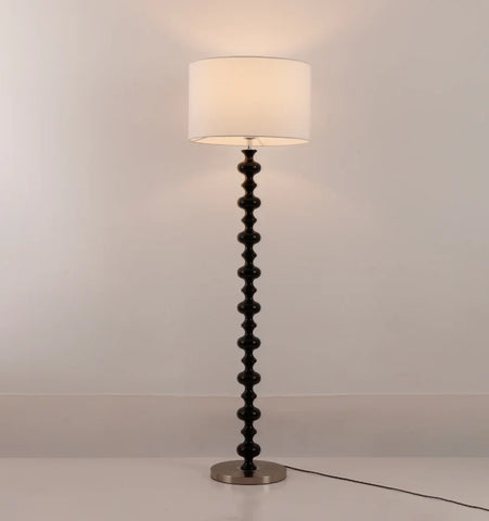 Vera Floor Lamp - NexioPick