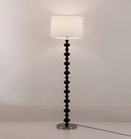 Vera Floor Lamp - NexioPick