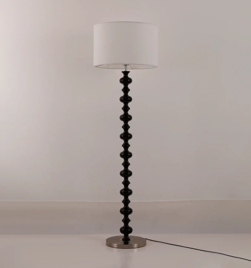 Vera Floor Lamp - NexioPick