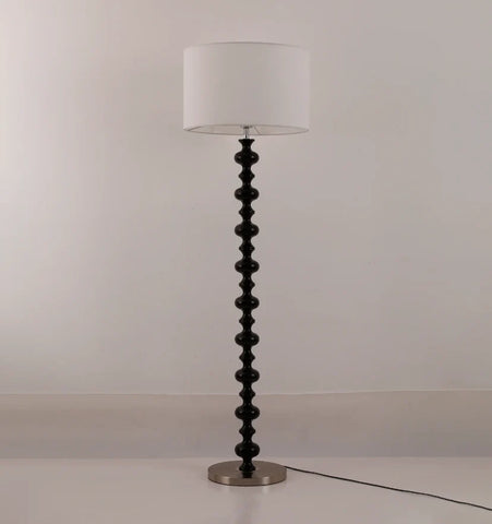 Vera Floor Lamp - NexioPick