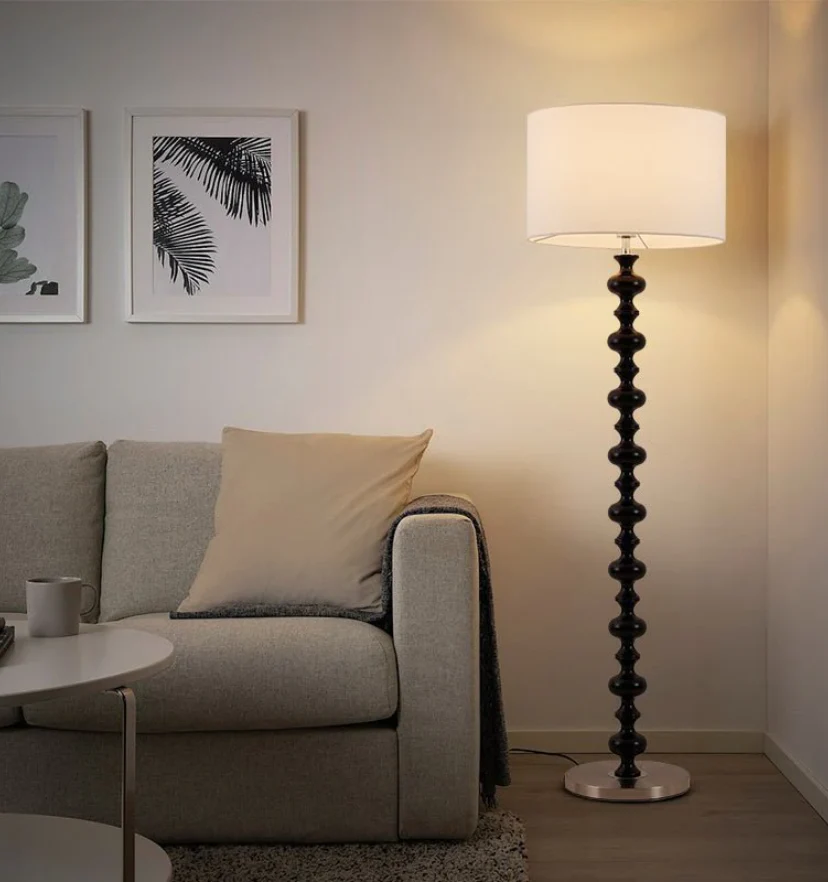 Vera Floor Lamp - NexioPick