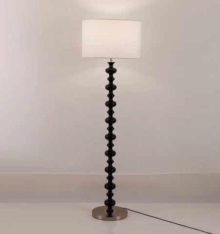 Vera Floor Lamp - NexioPick