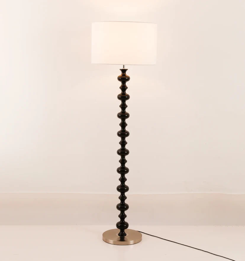 Vera Floor Lamp - NexioPick