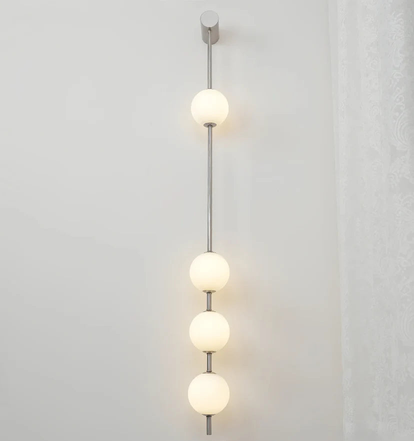 Vertical Balls Wall Lamp - NexioPick