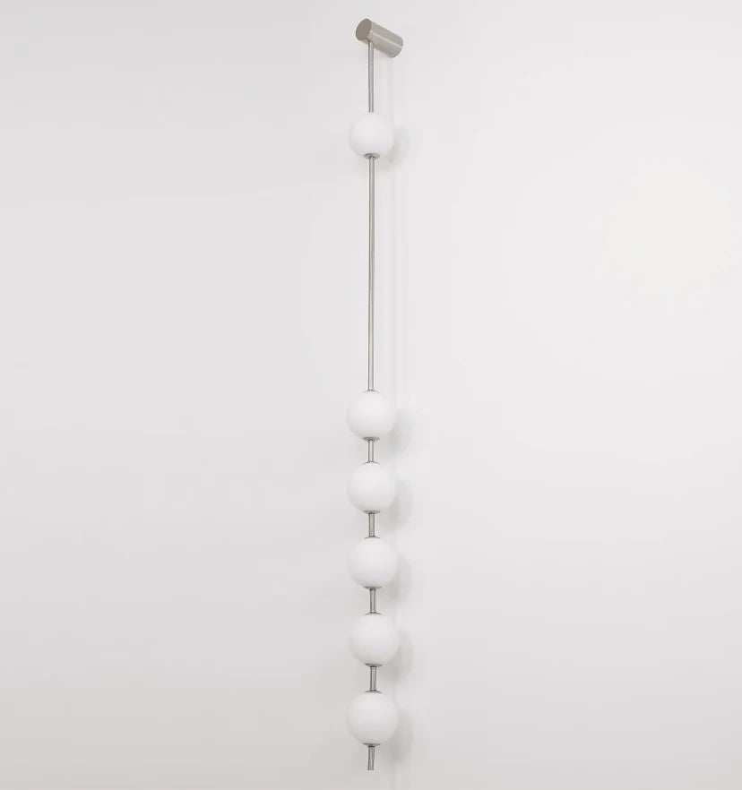 Vertical Balls Wall Lamp - NexioPick