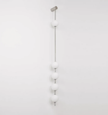 Vertical Balls Wall Lamp - NexioPick