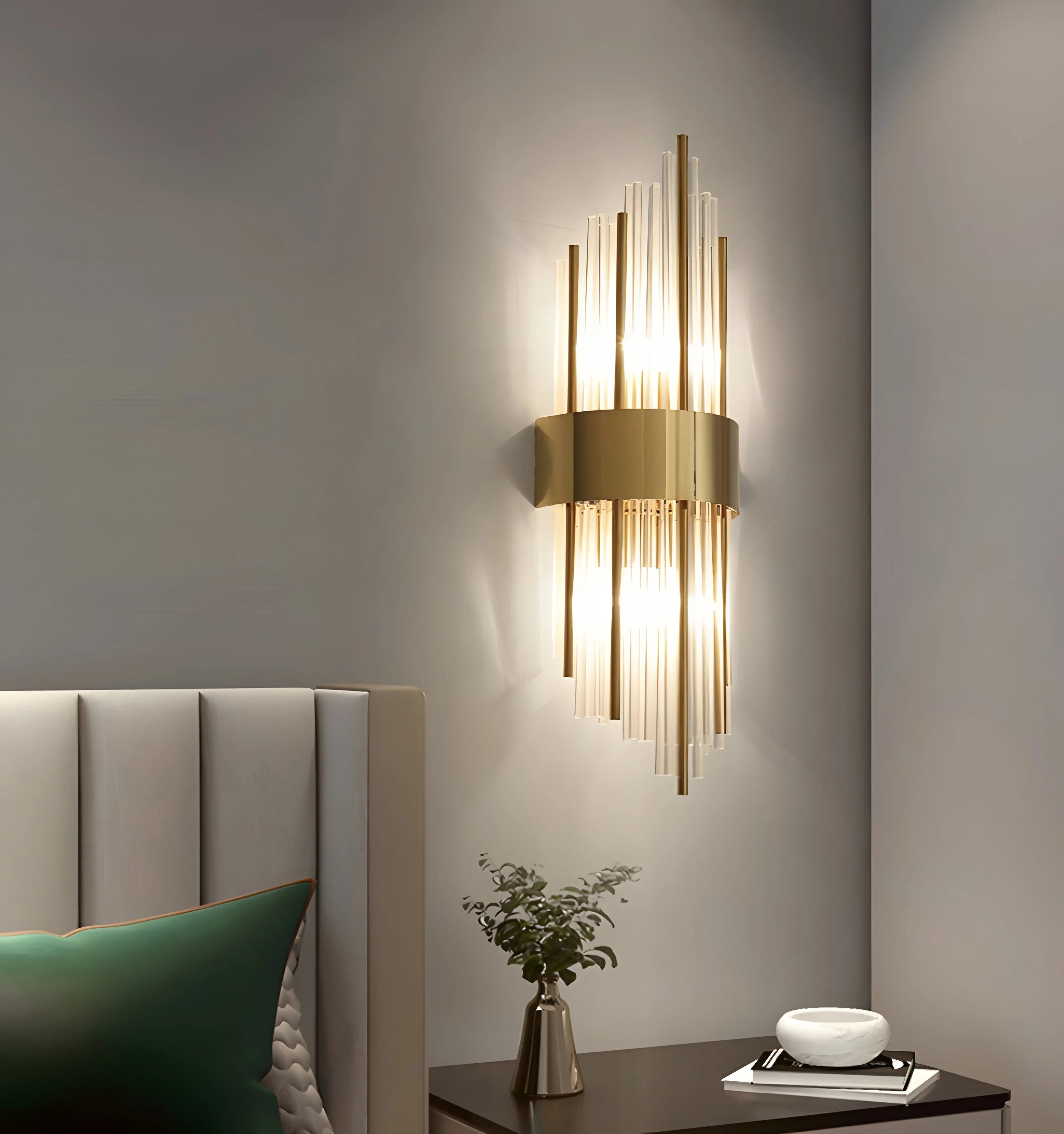 Victoria Crystal Wall Lamp - NexioPick