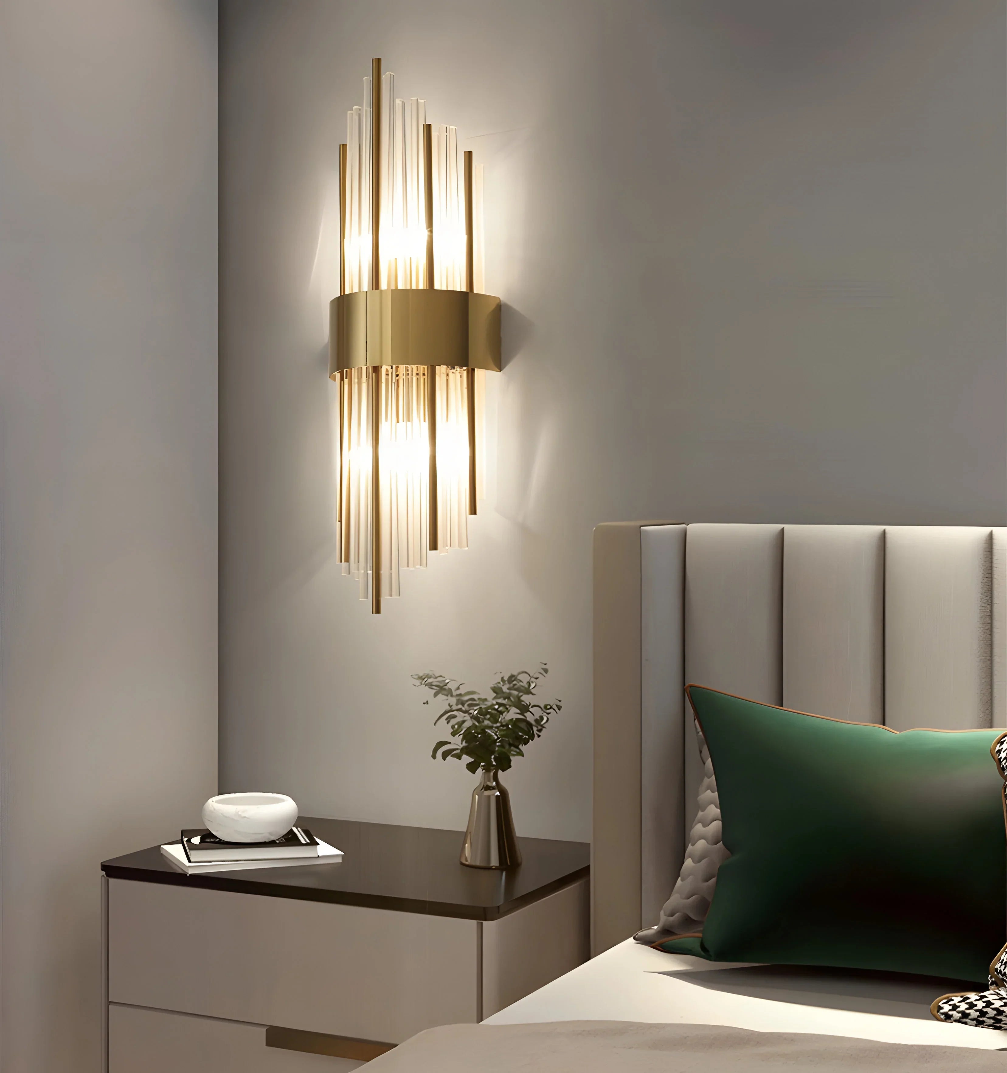 Victoria Crystal Wall Lamp - NexioPick