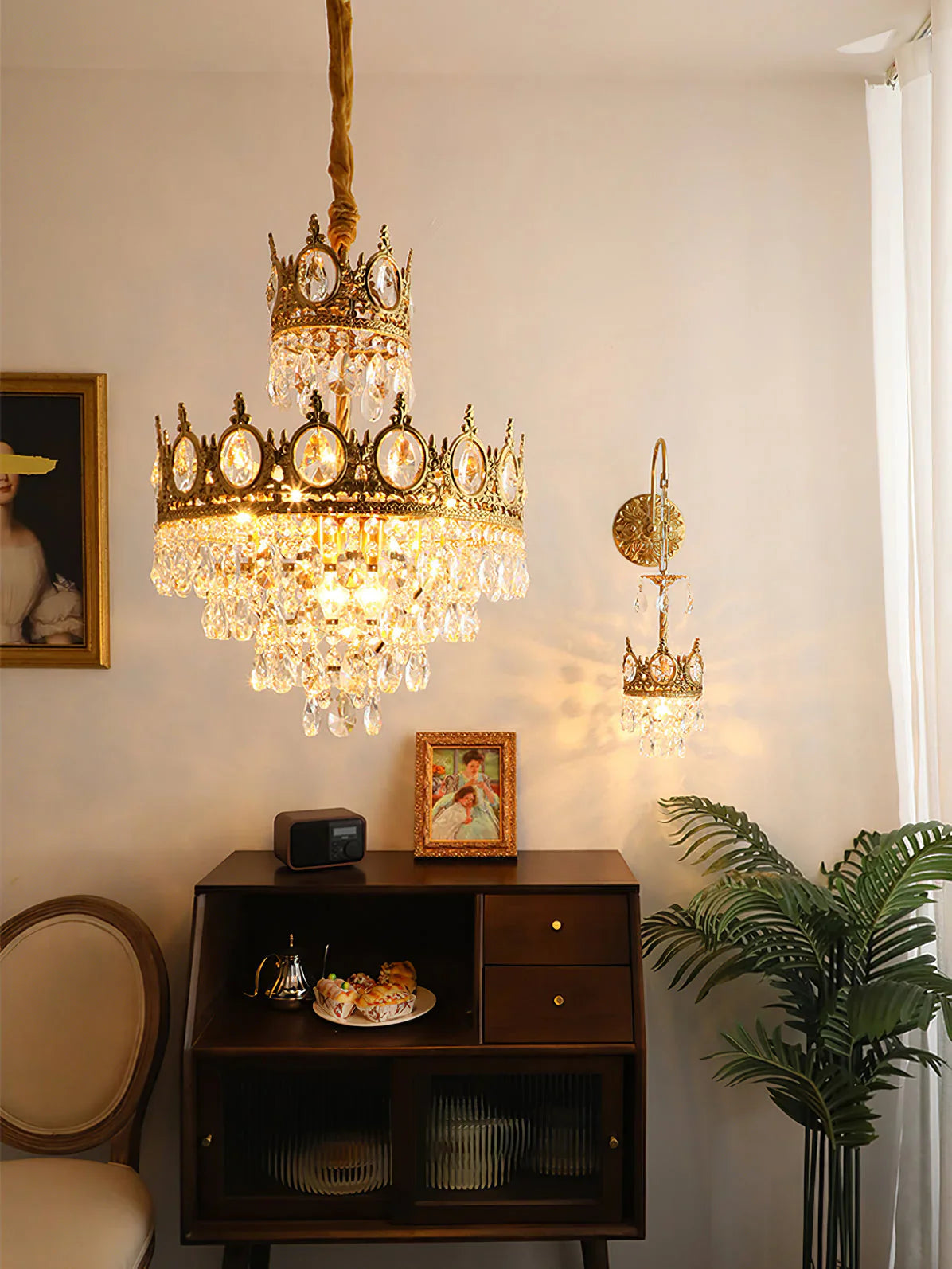 Vintage Crystal Chandelier - NexioPick