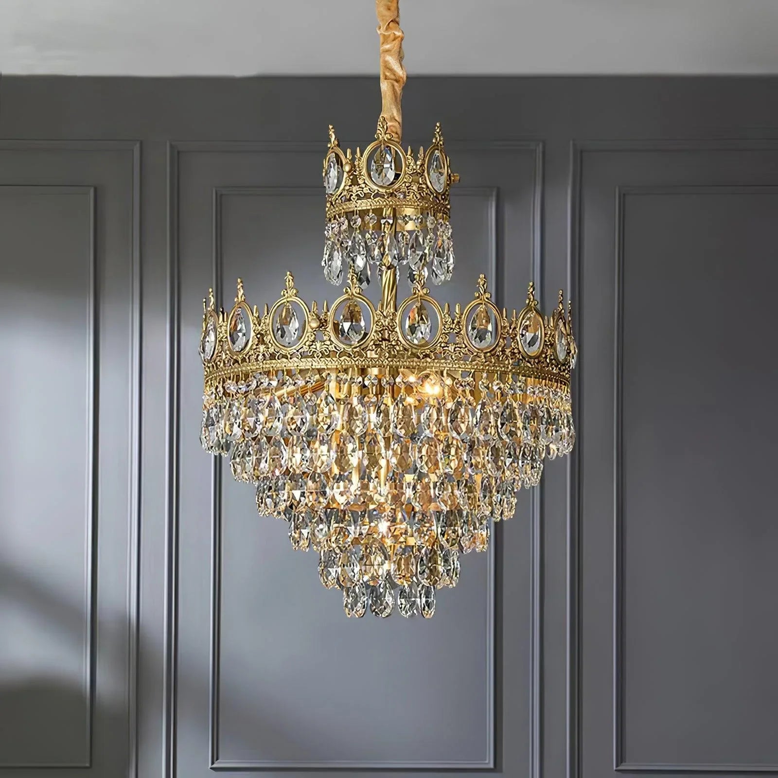 Vintage Crystal Chandelier - NexioPick