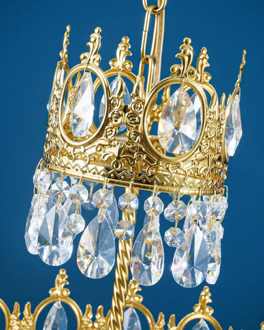 Vintage Crystal Chandelier - NexioPick