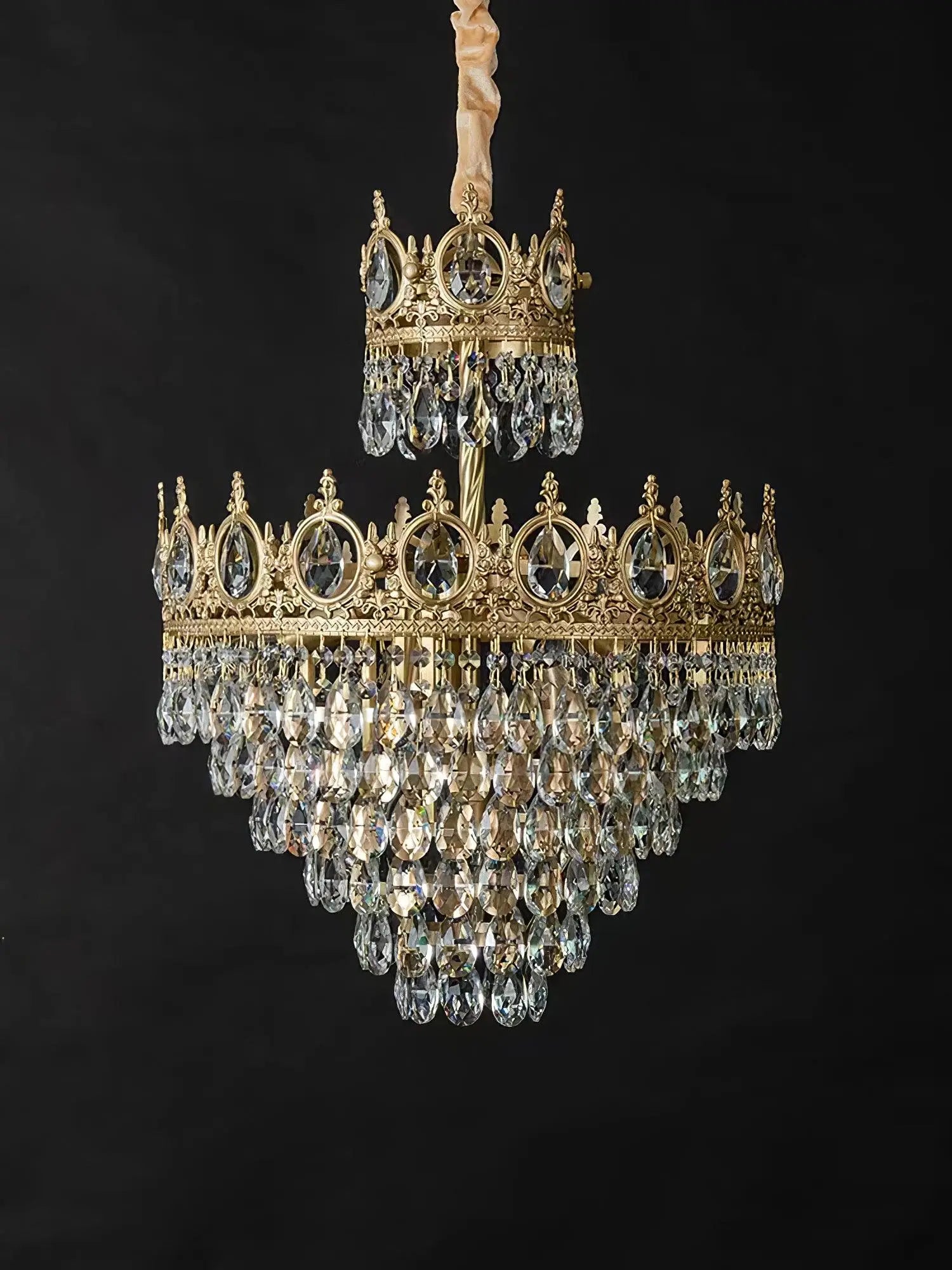 Vintage Crystal Chandelier - NexioPick