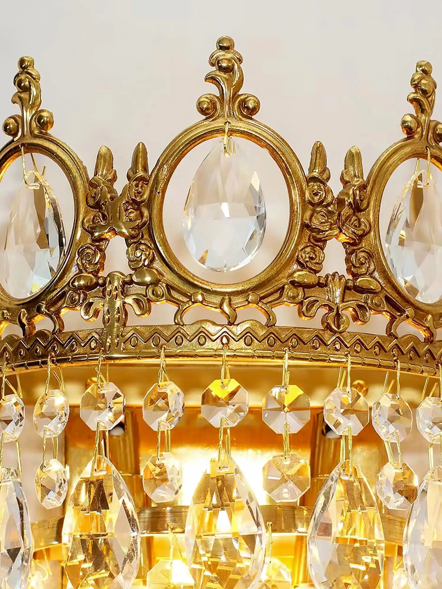 Vintage Crystal Wall Lamp - NexioPick