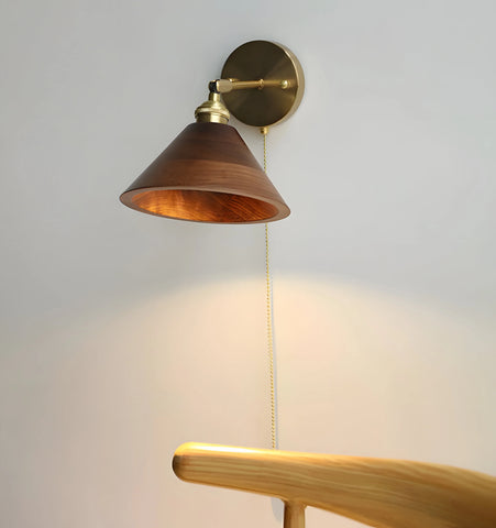 Vintage Wood Wall Lamp - NexioPick