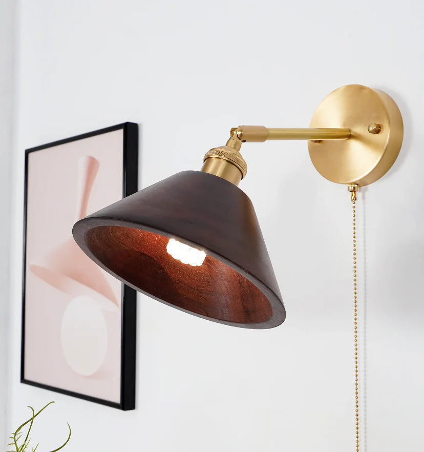 Vintage Wood Wall Lamp - NexioPick