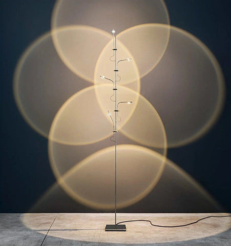 Wa Wa Floor Lamp - NexioPick