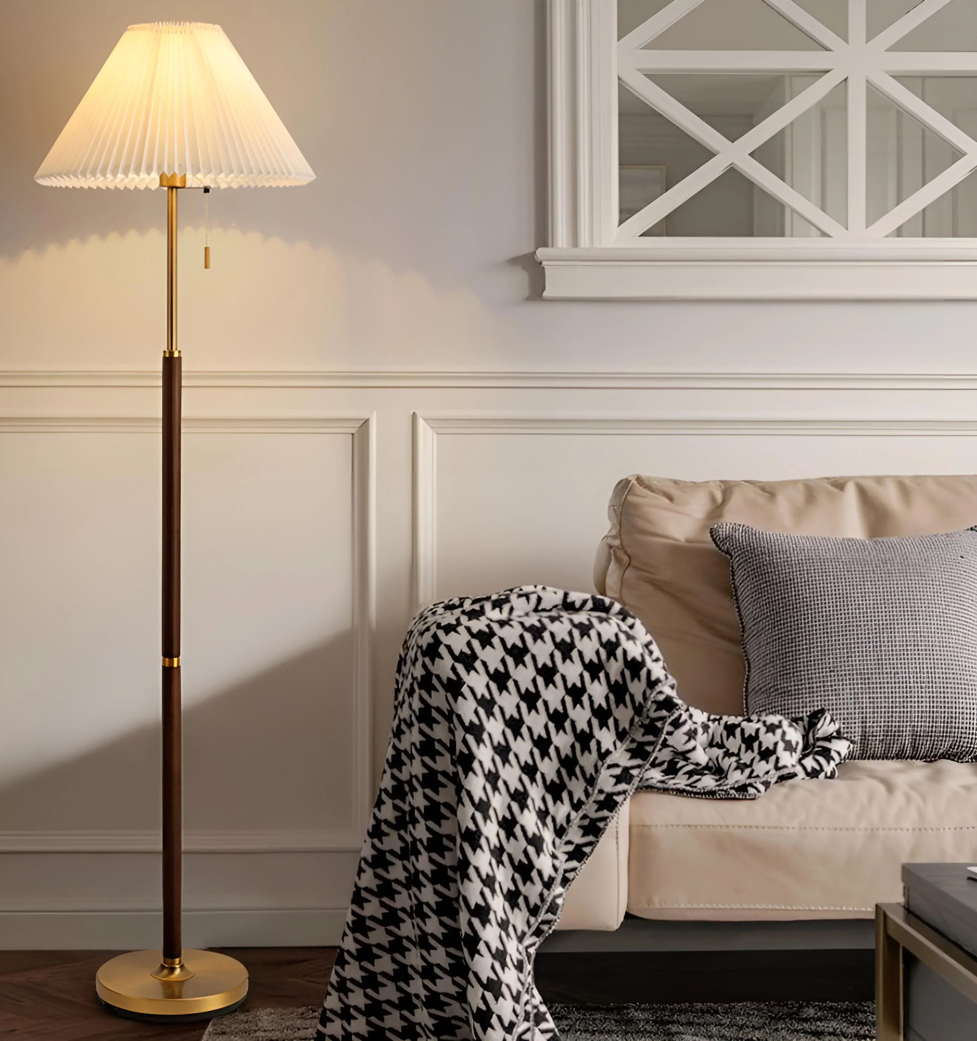 Williams Floor Lamp - NexioPick