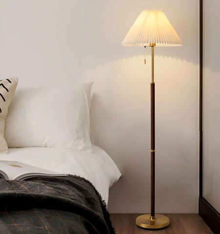 Williams Floor Lamp - NexioPick