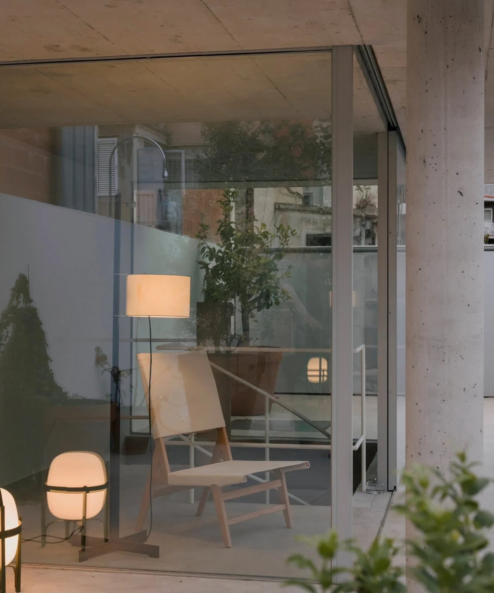 Wood Tmm Floor Lamp - NexioPick