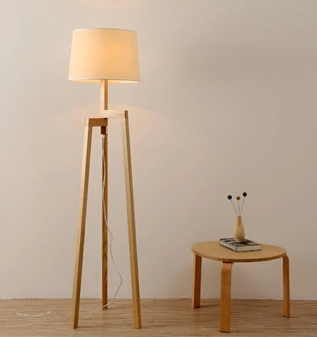 Wooden Tripod Floor Lamp - NexioPick