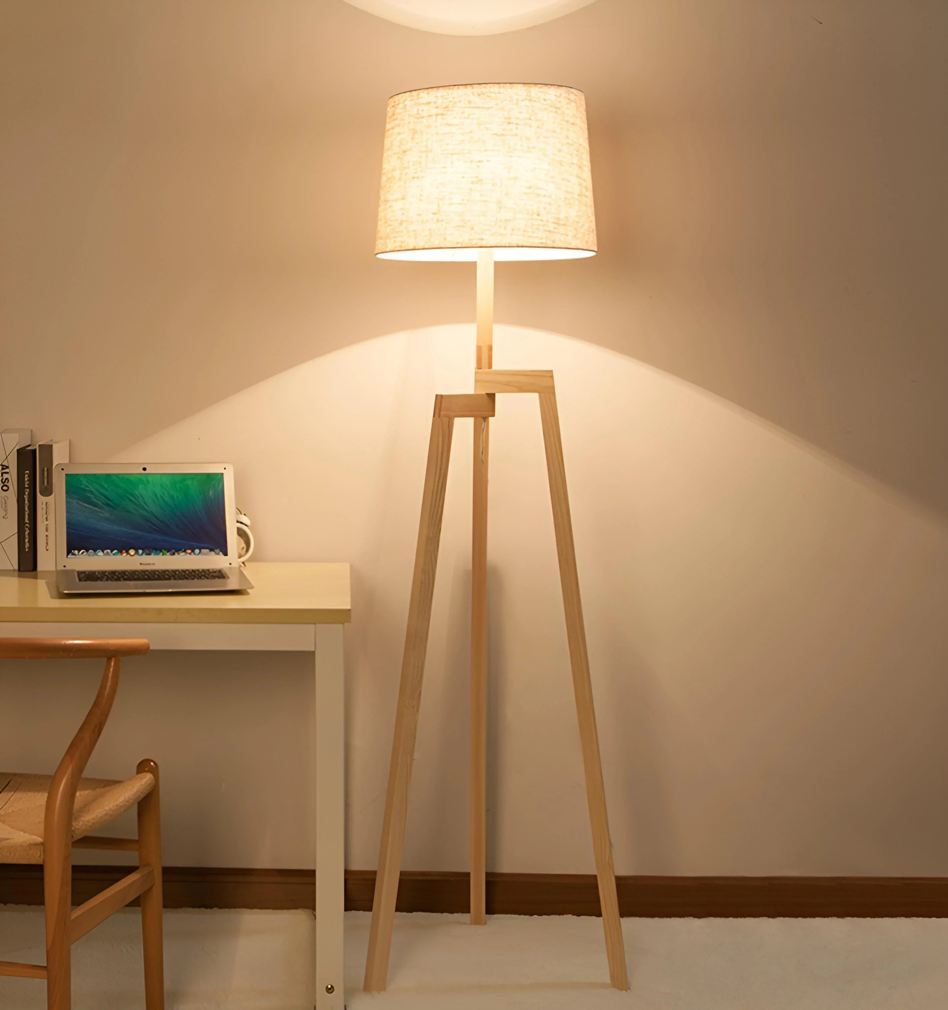 Wooden Tripod Floor Lamp - NexioPick