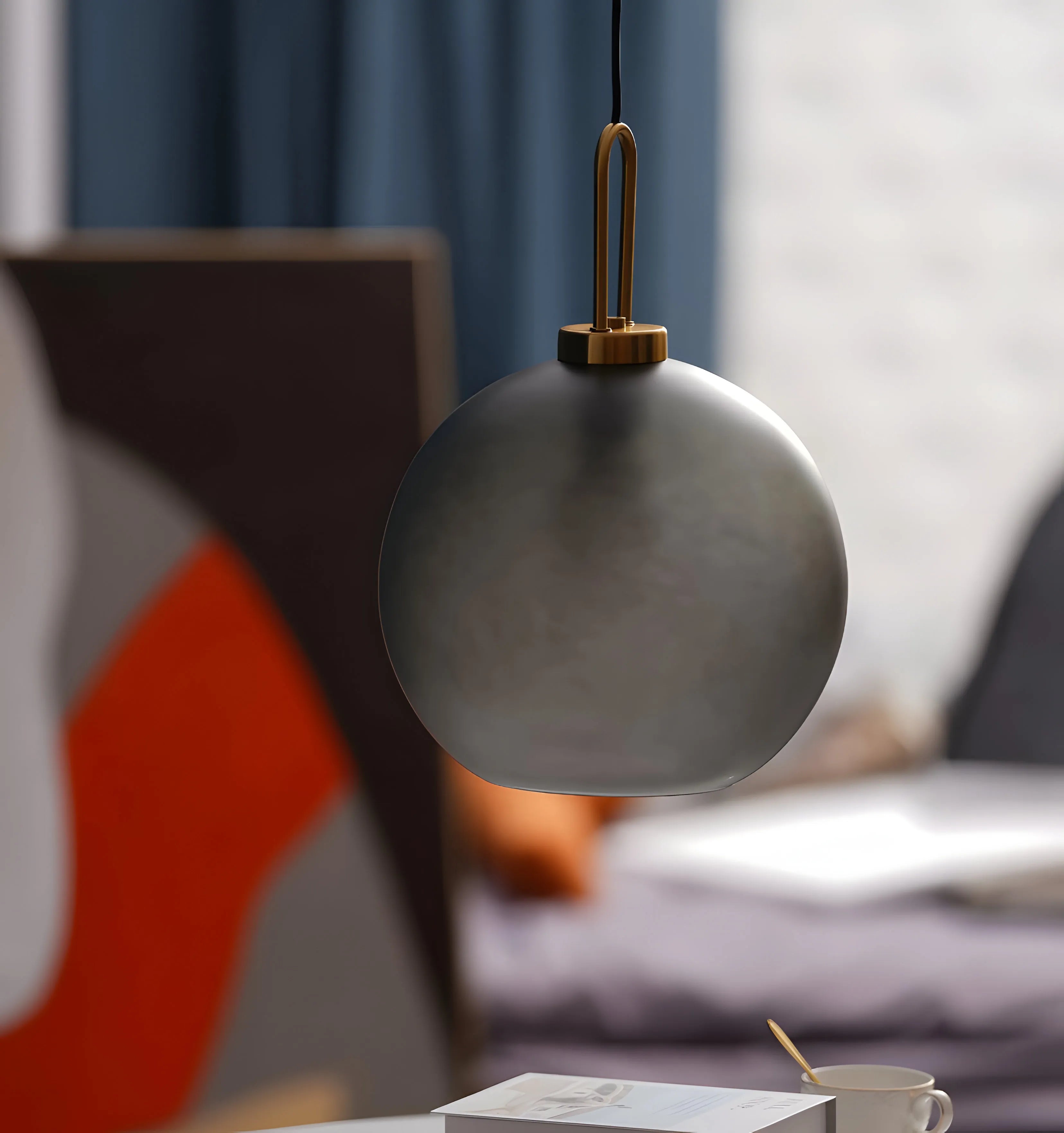 Pendulum Glass Pendant Lamp - NexioPick